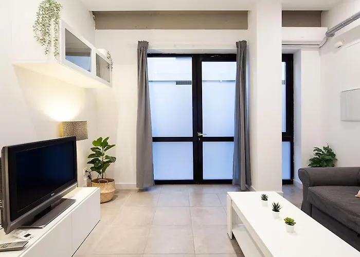 Loft Next To Calle Betis, Best Area Of Seville-Sevillarooms